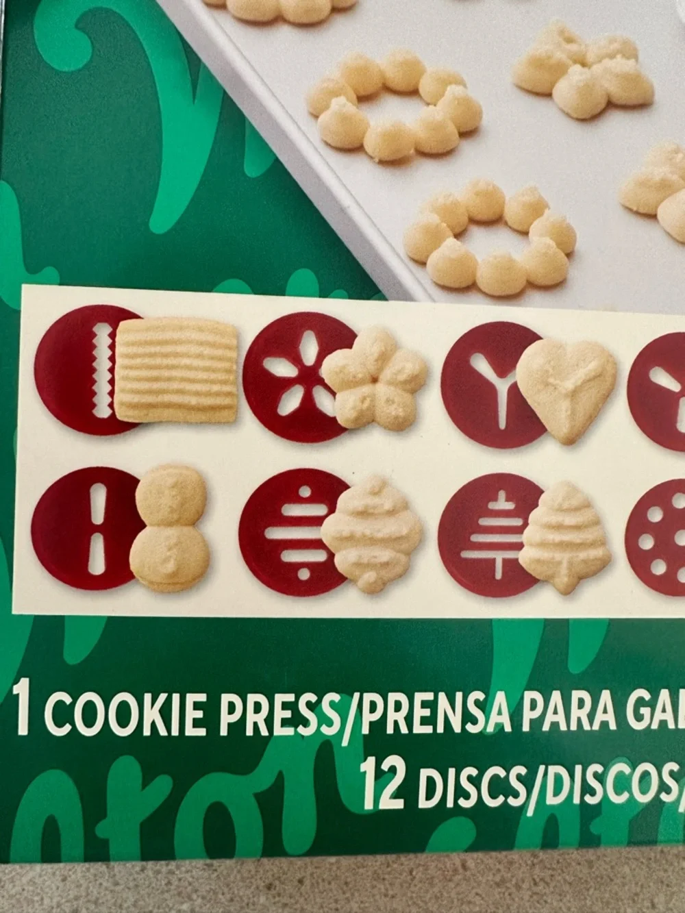 Wilton cookie press with 12 disc included NEW